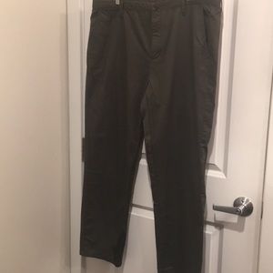 Calvin Klein Men’s Slim Trouser 40x30